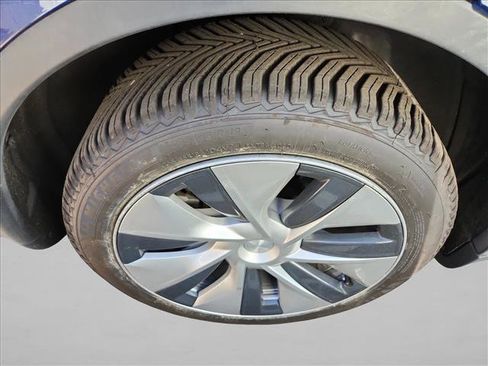 Used 2023 Tesla Model Y Long Range AWD/4WD image 16