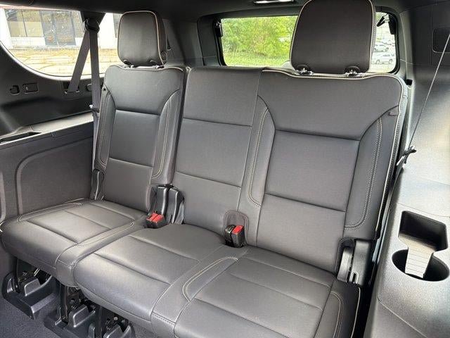 Used 2023 GMC Yukon XL SLT w/ SLT Premium Package AWD/4WD image 24