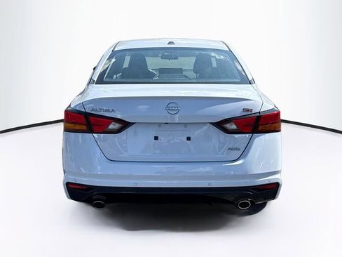 New 2025 Nissan Altima 2.5 SR w/ SR Premium Package image 5