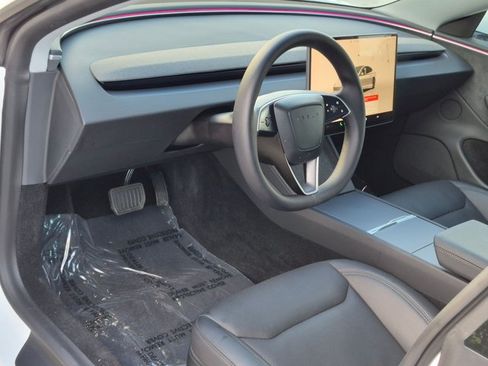 Used 2025 Tesla Model 3 Long Range AWD/4WD image 9