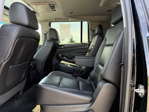 Used 2015 Chevrolet Suburban LTZ AWD/4WD image 17