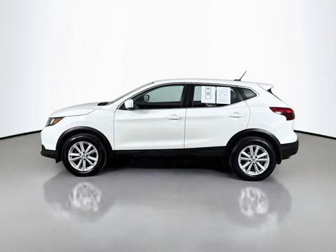 Used 2017 Nissan Rogue Sport S w/ S Appearance Package AWD/4WD image 6