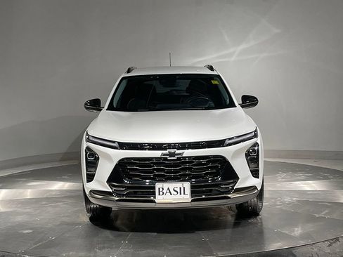 Used 2024 Chevrolet Trax ACTIV image 9