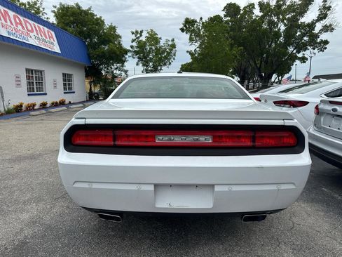 Used 2013 Dodge Challenger R/T RWD image 8