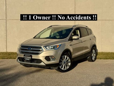 Used 2017 Ford Escape Titanium AWD/4WD image 33