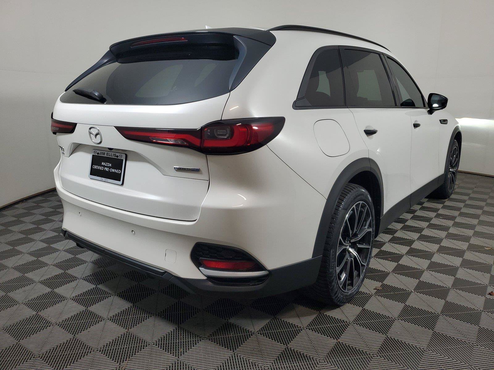 Used 2025 MAZDA CX-70 Plug-In Hybrid w/ Premium Plus AWD/4WD image 4