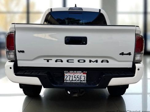 Used 2021 Toyota Tacoma TRD Off-Road w/ Technology Package image 6