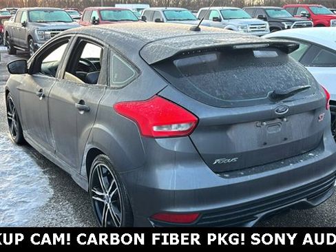 Used 2018 Ford Focus ST w/ Equipment Group 402A image 3