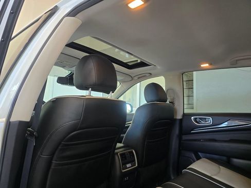 Used 2020 INFINITI QX60 Signature Edition w/ Cargo Package Essential FWD image 25
