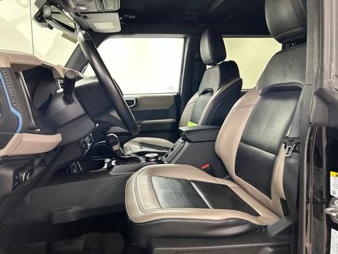 Certified 2023 Ford Bronco Wildtrak AWD/4WD image 11