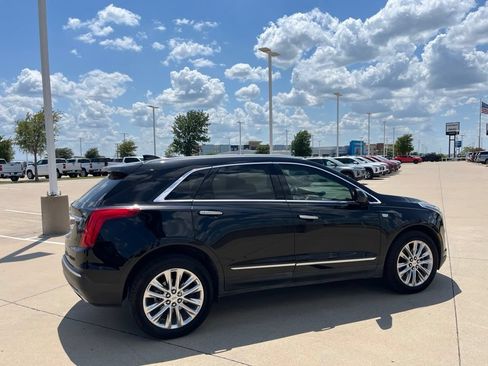 Used 2017 Cadillac XT5 Platinum AWD/4WD image 5