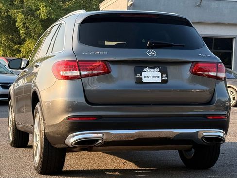 Used 2018 Mercedes-Benz GLC 300 4MATIC image 3