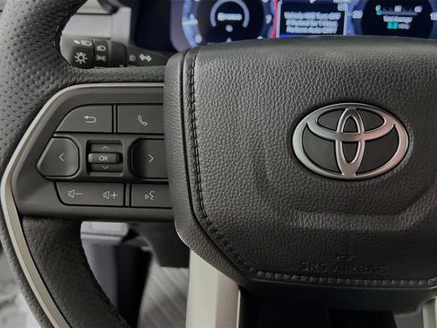 New 2025 Toyota Tacoma TRD Off-Road image 15