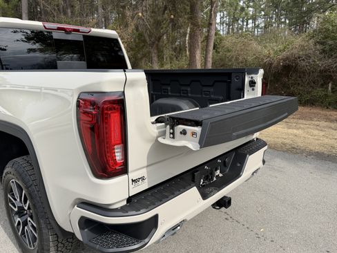 New 2026 GMC Sierra 1500 AT4 w/ Technology Package image 10