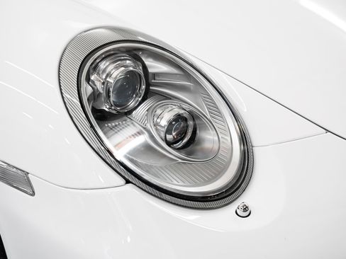 Used 2011 Porsche 911 Carrera GTS RWD image 39