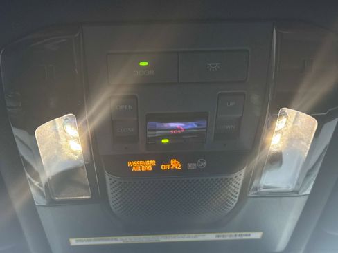 Used 2024 Lexus GX 550 image 19