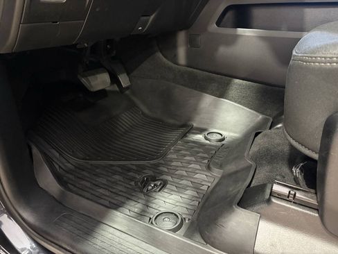 Used 2020 RAM 1500 Big Horn RWD image 15