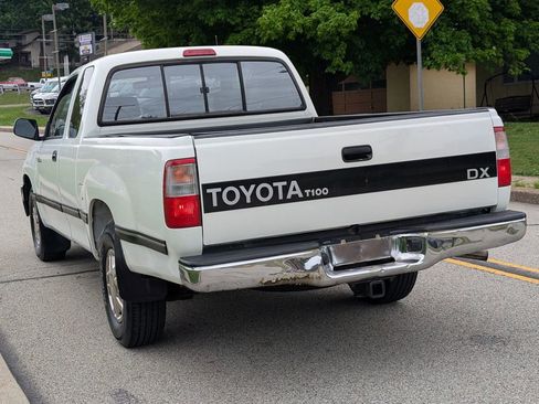 Used 1995 Toyota T100 DX RWD image 8