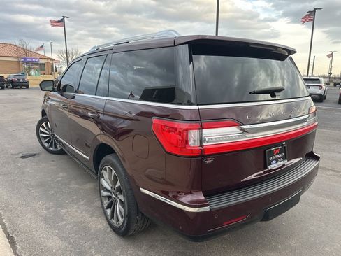 Used 2020 Lincoln Navigator Reserve w/ Luxury Package image 4