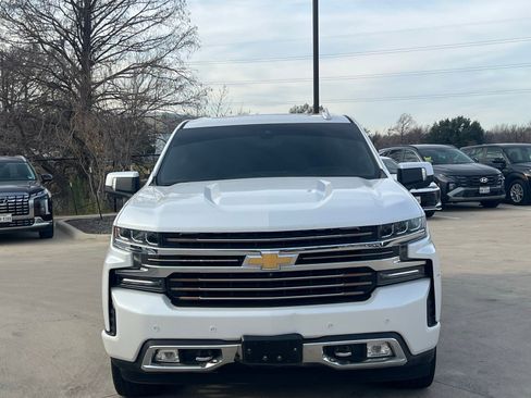 Used 2020 Chevrolet Silverado 1500 High Country w/ Technology Package image 2