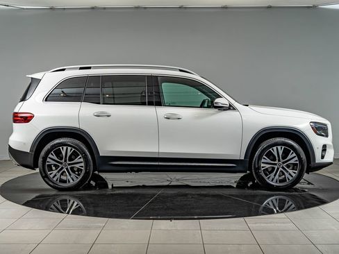 Certified 2026 Mercedes-Benz GLB 250 4MATIC image 4