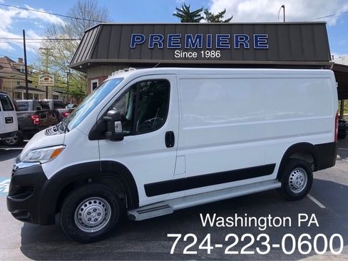 Used 2025 RAM ProMaster 2500 w/ U-Haul Equipment Group FWD image 1