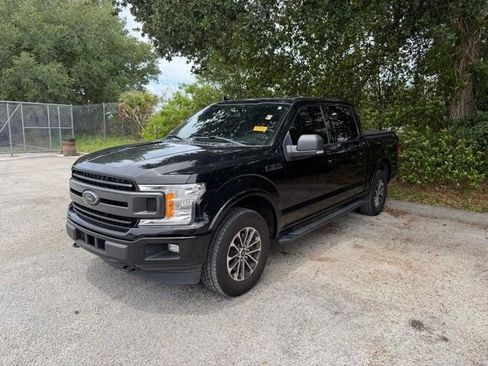 Used 2018 Ford F150 XLT w/ Equipment Group 302A Luxury AWD/4WD image 6