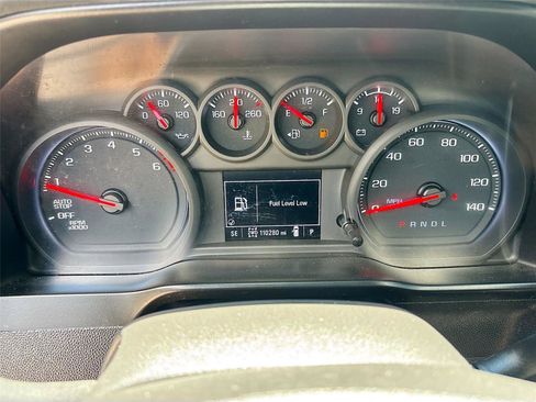 Used 2021 Chevrolet Silverado 1500 Custom AWD/4WD image 12