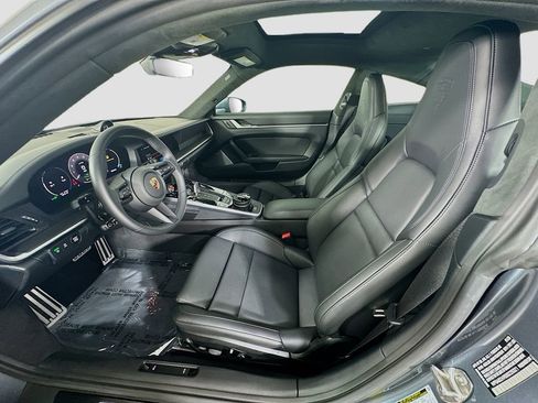 New 2025 Porsche 911 Carrera 4 GTS AWD/4WD image 5