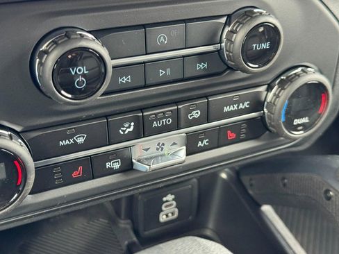 New 2026 Ford Bronco Big Bend w/ Black Diamond Package image 17