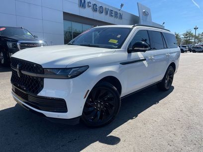 Used 2025 Lincoln Navigator Reserve w/ Jet Appearance Package