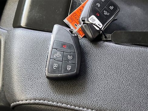 Used 2024 Chevrolet Silverado 1500 Custom image 12