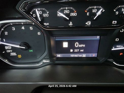 Used 2019 GMC Sierra 1500 SLT w/ SLT Premium Package AWD/4WD image 18