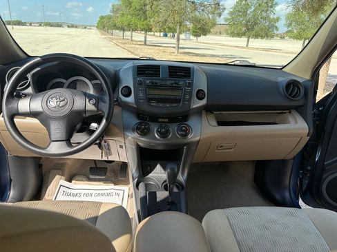 Used 2010 Toyota RAV4 2WD image 35