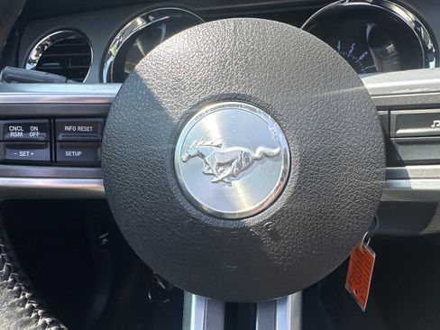 Used 2013 Ford Mustang Convertible RWD image 33