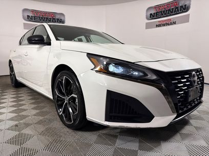 Used 2023 Nissan Altima 2.5 SR