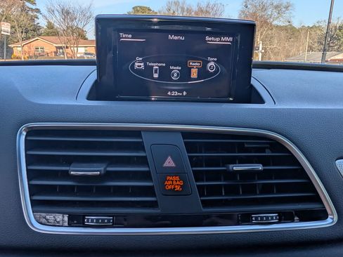 Used 2018 Audi Q3 2.0T Premium Plus w/ Premium Plus Package image 28