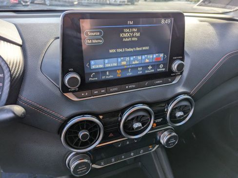 Used 2022 Nissan Sentra SR w/ SR Premium Package image 18