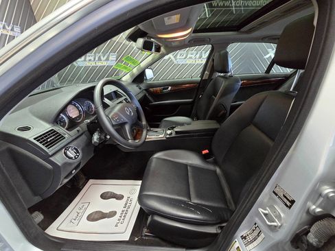 Used 2009 Mercedes-Benz C 300 4MATIC Sedan image 19