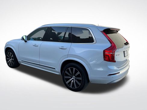 Certified 2022 Volvo XC90 T6 Inscription w/ Lounge Package image 3