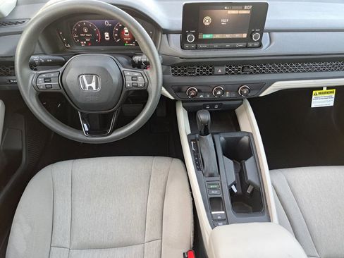Used 2023 Honda Accord LX image 19