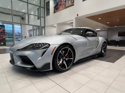 Used 2020 Toyota Supra image 2