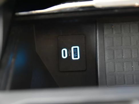 Used 2022 Ford F150 King Ranch w/ Equipment Group 601A High AWD/4WD image 31