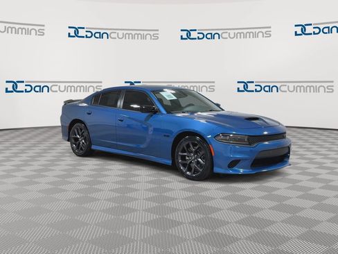 Used 2023 Dodge Charger R/T w/ Blacktop Package RWD image 2