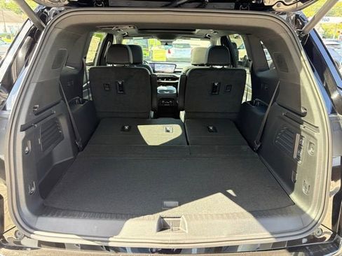 New 2026 Buick Enclave Avenir w/ Super Cruise Package image 11