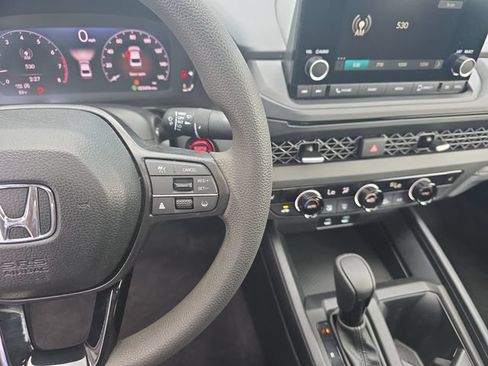 Used 2025 Honda Accord SE image 25