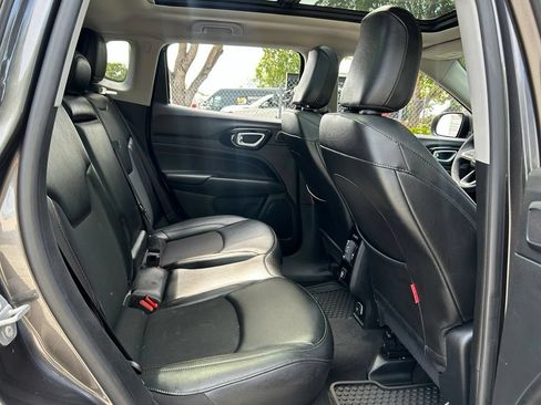 Used 2022 Jeep Compass Trailhawk w/ Sun and Sound Group AWD/4WD image 45