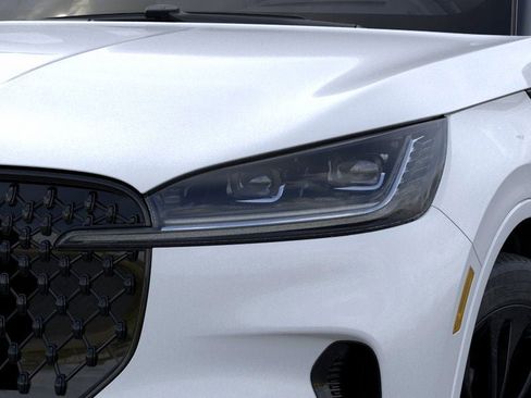 New 2025 Lincoln Aviator Reserve w/ Jet Appearance Package image 18