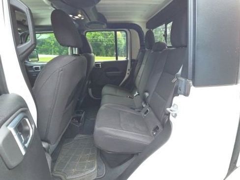 Used 2022 Jeep Gladiator Sport AWD/4WD image 31