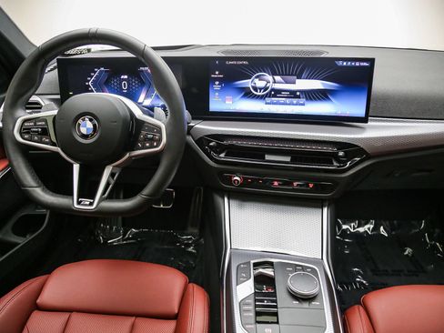 Used 2026 BMW 330i Sedan w/ M Sport Package RWD image 14